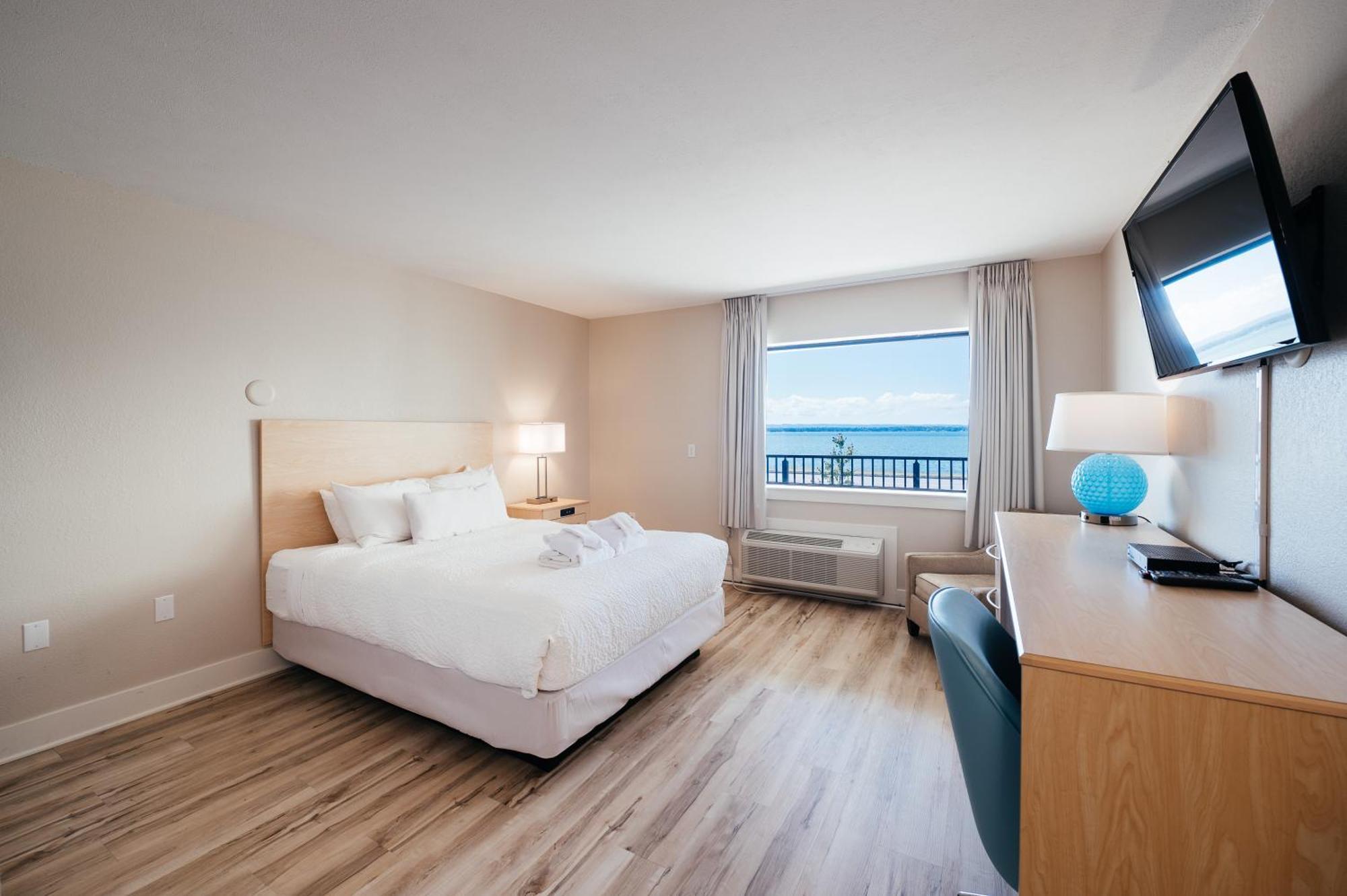Kasa Gold Coast Inn Травърс Сити Екстериор снимка